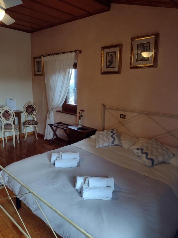 Villa Montegenco Comunanza ภายนอก รูปภาพ