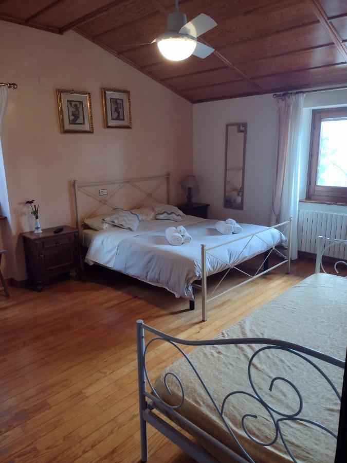Villa Montegenco Comunanza ภายนอก รูปภาพ