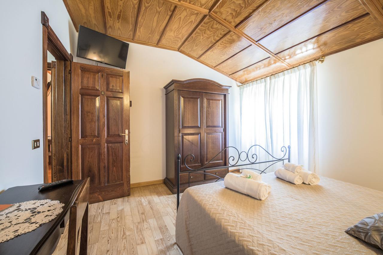 Villa Montegenco Comunanza ภายนอก รูปภาพ